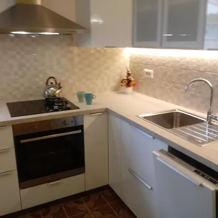 Violeta Appartement *