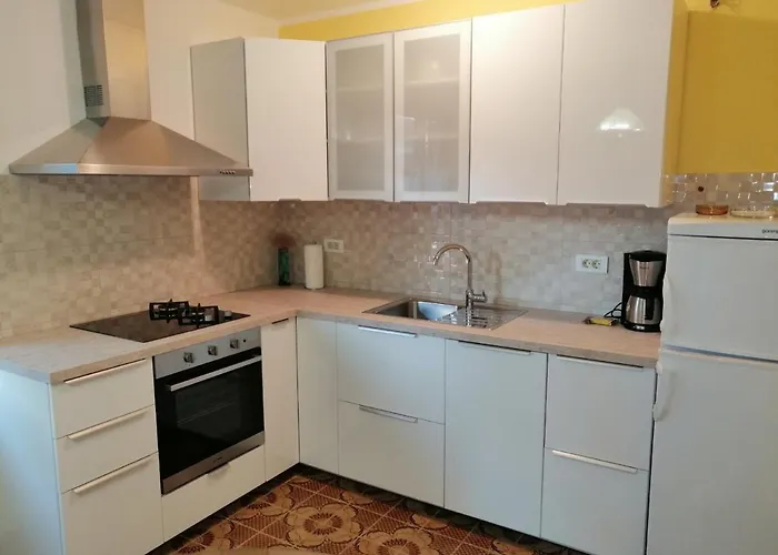 Violeta Apartman *